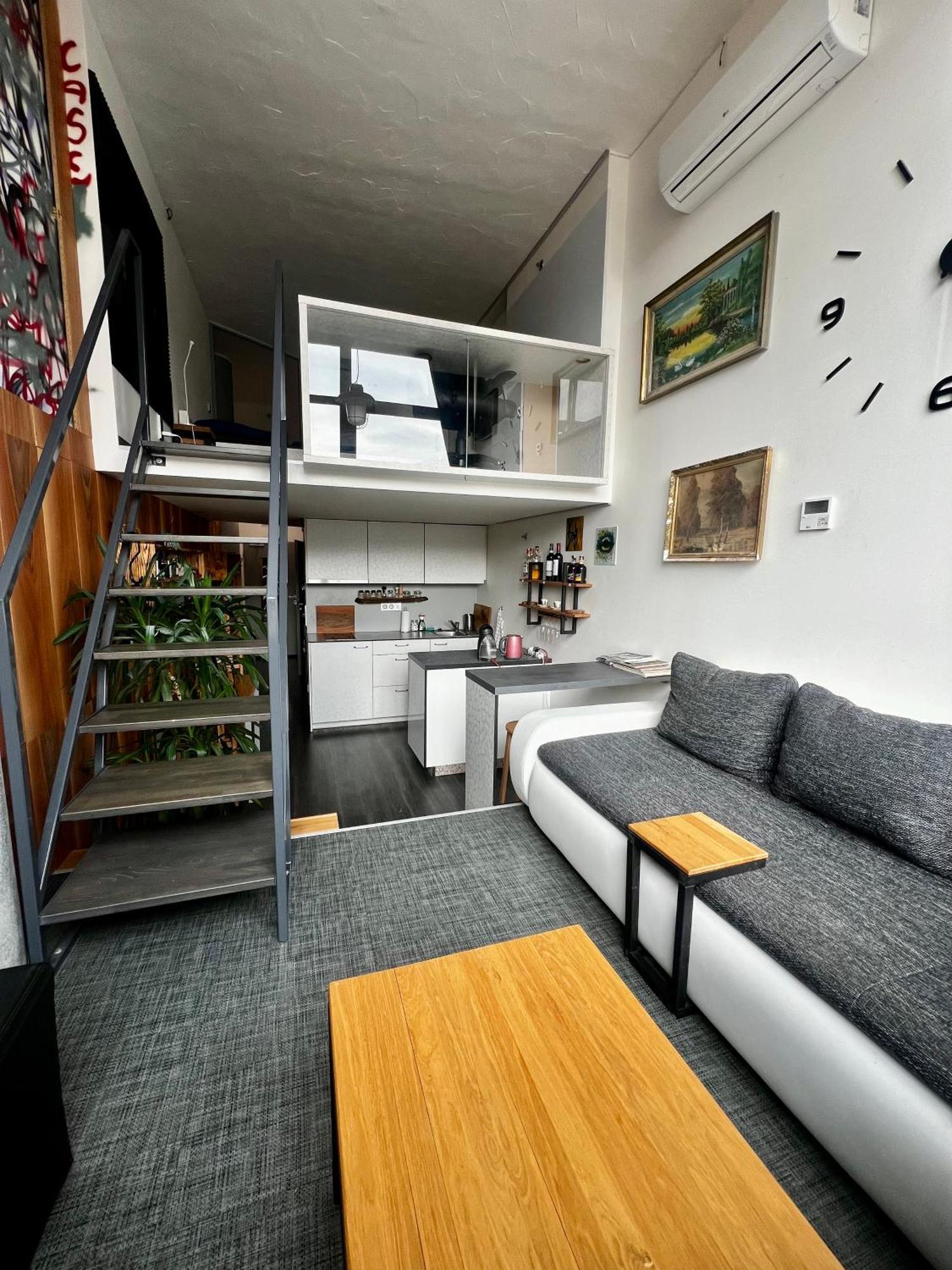 1 Bedroom Loft Apartment Zlin Exterior photo